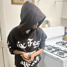 lil jaiide सुनें, म्यूज़िक वीडियो देखें, बायो पढ़ें, दौरे की तारीखें और बहुत कुछ देखें!