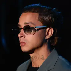 Listen to Sixto Rein, watch music videos, read bio, see tour dates & more!