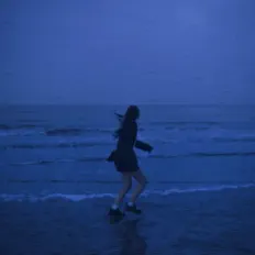 聆聽 suffershade、觀看音樂影片、閱讀小傳、查看巡演日期等！