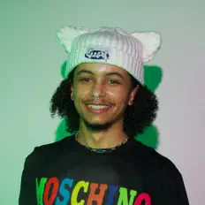 收听 Marcus Saint、观看音乐视频、阅读小传、查看巡演日期等 ！