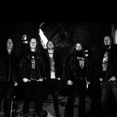 Feral सुनें, म्यूज़िक वीडियो देखें, बायो पढ़ें, दौरे की तारीखें और बहुत कुछ देखें!