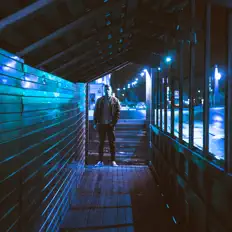 BOTN을(를) 듣고, 뮤직 비디오를 보고, 약력을 읽고, 투어 일정 등을 확인하세요!