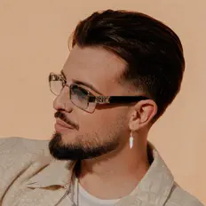 Listen to Sebas Garreta, watch music videos, read bio, see tour dates & more!
