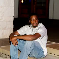 Escucha a Kvng Stiffy, mira vídeos musicales, lee la biografía, consulta fechas de giras y mucho más.