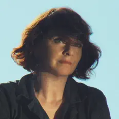Mélanie Painを聴いたり、ミュージックビデオを鑑賞したり、経歴やツアー日程などを確認したりしましょう！