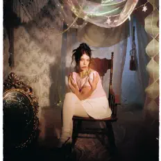 Escucha a Devon Thompson, mira vídeos musicales, lee la biografía, consulta fechas de giras y mucho más.