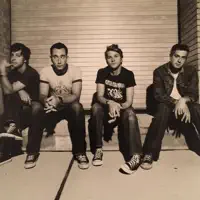 收听 undefined、观看音乐视频、阅读小传、查看巡演日期等 ！