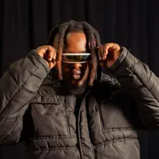 Escucha a EA Longway, mira vídeos musicales, lee la biografía, consulta fechas de giras y mucho más.