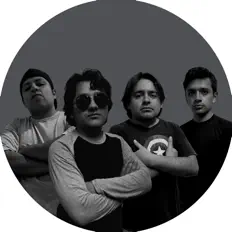 Dengarkan Fugitivos, tonton video musik, baca bio, lihat tanggal tur & lainnya!