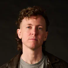 Escucha a CJ Lawrence, mira videos musicales, lee su biografía, consulta las fechas de las gira y más.