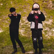 Ouça Cosmic Way, assista a videoclipes, leia a biografia, veja as datas das turnês e mais!