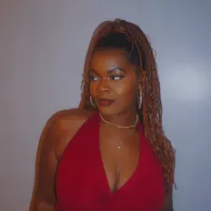 Luister naar Simi Love, bekijk muziekvideo's, lees de bio, bekijk de tourdata, en meer!