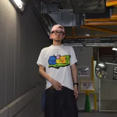 收听 Lazzy、观看音乐视频、阅读小传、查看巡演日期等 ！