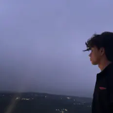Écoutez Zipjacket, regardez des vidéoclips, lisez la biographie, consultez les dates de tournée et plus encore !