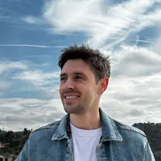 Oxbin을(를) 듣고, 뮤직 비디오를 보고, 약력을 읽고, 투어 일정 등을 확인하세요!