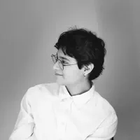 Escucha a undefined, mira videos musicales, lee su biografía, consulta las fechas de las gira y más.