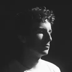 聆聽 Nick Temte、觀看音樂影片、閱讀小傳、查看巡演日期等！