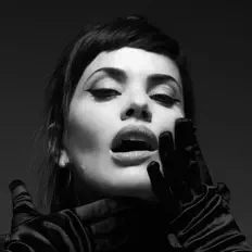 Natalia Doco: песни, клипы, биография, даты выступлений и многое другое.