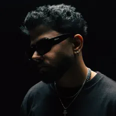Rohan dinle, müzik videolarını izle, biyografisini oku, tur tarihlerini ve daha fazlasını gör!