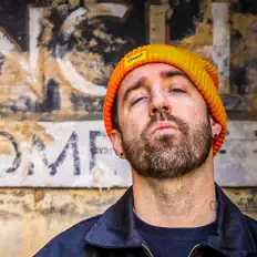 Escucha a Justin Mitchell, mira vídeos musicales, lee la biografía, consulta fechas de giras y mucho más.