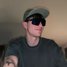 Dengarkan Cam Phillips, tonton video musik, baca bio, lihat tanggal tur & lainnya!