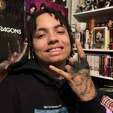 Dengarkan KikenSuru, tonton video musik, baca bio, lihat tanggal tur & lainnya!