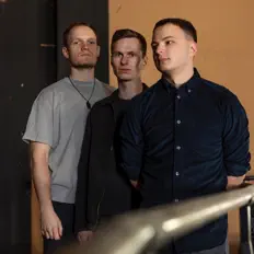 Listen to Kontraire, watch music videos, read bio, see tour dates & more!