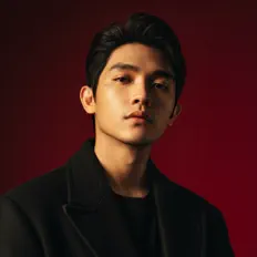 Escucha a Taufiq Rizgullah, mira vídeos musicales, lee la biografía, consulta fechas de giras y mucho más.