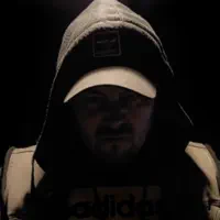 Ascolta undefined, guarda video musicali, leggi la biografia, vedi le date del tour & altro!
