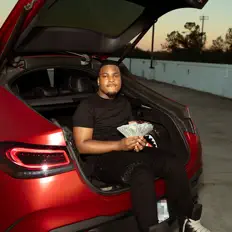 Ouça Backdoor Berry, assista a videoclipes, leia a biografia, veja as datas das turnês e mais!