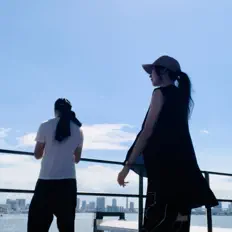 Ascolta Lofi Milk, guarda video musicali, leggi la biografia, vedi le date del tour & altro!