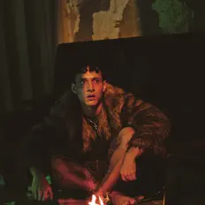 Poslechněte si interpreta GUSHY, sledujte hudební videa, přečtěte si životopis, podívejte se na data turné a další informace.