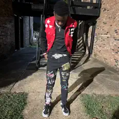 收听 YBG Ty、观看音乐视频、阅读小传、查看巡演日期等 ！