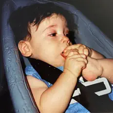 Luister naar Elephant Eyes, bekijk muziekvideo's, lees de bio, bekijk de tourdata, en meer!