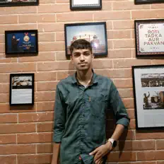 Mr_Aman dinle, müzik videolarını izle, biyografisini oku, tur tarihlerini ve daha fazlasını gör!