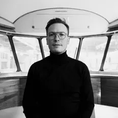 Ascolta Ramon Lormans, guarda video musicali, leggi la biografia, vedi le date del tour & altro!