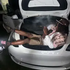 Escucha a Big Fishh, mira vídeos musicales, lee la biografía, consulta fechas de giras y mucho más.