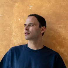 Listen to Peter White, watch music videos, read bio, see tour dates & more!