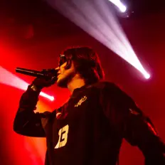 Listen to K METRA, watch music videos, read bio, see tour dates & more!