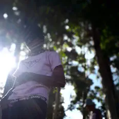 Berry सुनें, म्यूज़िक वीडियो देखें, बायो पढ़ें, दौरे की तारीखें और बहुत कुछ देखें!