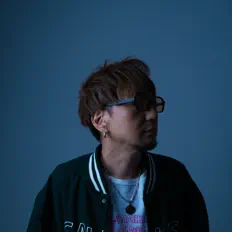 Escucha a MONJI2C, mira videos musicales, lee su biografía, consulta las fechas de las gira y más.