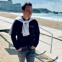 Hör dir undefined an, schau dir Musikvideos an, lies die Biografie, finde Tourdaten und mehr!