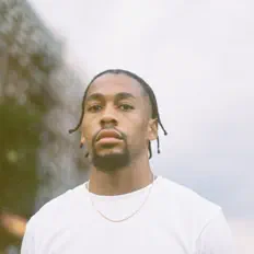 Cellus Hamiltonを聴いたり、ミュージックビデオを鑑賞したり、経歴やツアー日程などを確認したりしましょう！