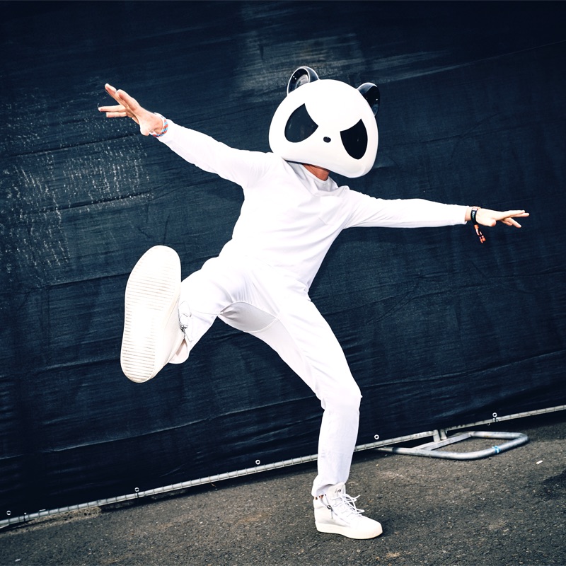 Song - Ice Cream Woman - White Panda
