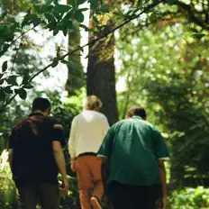 Dengarkan Lamarr Family Values, tonton video musik, baca bio, lihat tanggal tur & lainnya!