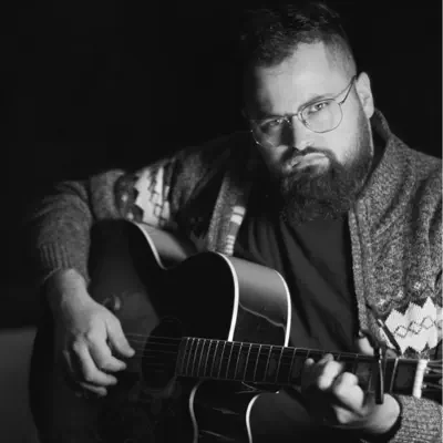 Listen to P'tit Gros Bison, watch music videos, read bio, see tour dates & more!