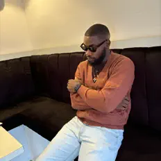 JEPH Wayneを聴いたり、ミュージックビデオを鑑賞したり、経歴やツアー日程などを確認したりしましょう！