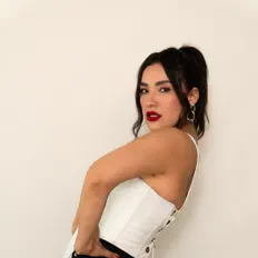 Listen to Ale Zéguer, watch music videos, read bio, see tour dates & more!