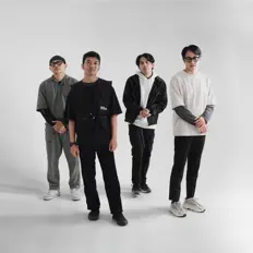 收听 Past Fiction、观看音乐视频、阅读小传、查看巡演日期等 ！