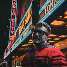 Escucha a Louie McDon, mira videos musicales, lee su biografía, consulta las fechas de las gira y más.